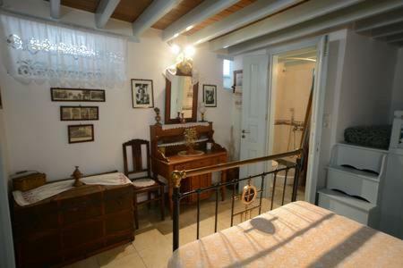 Old Traditional House Mandrákion 외부 사진